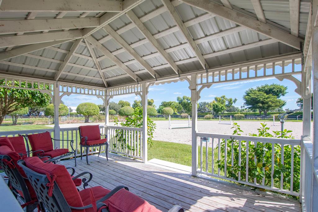 SOUTHFIELDS PHASE I - Residential