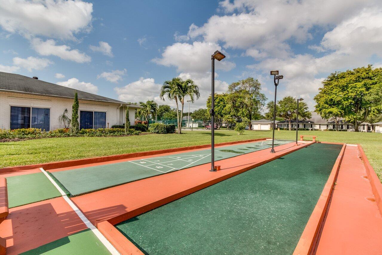 LIMETREE CONDO - Residential