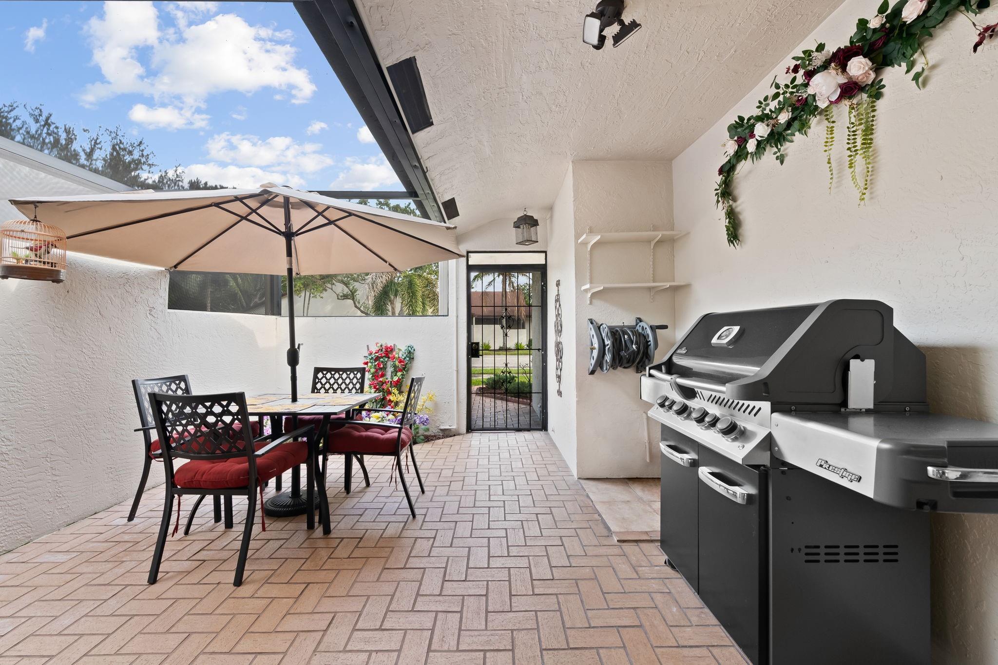 The Landing on Cypress Gr - Residential