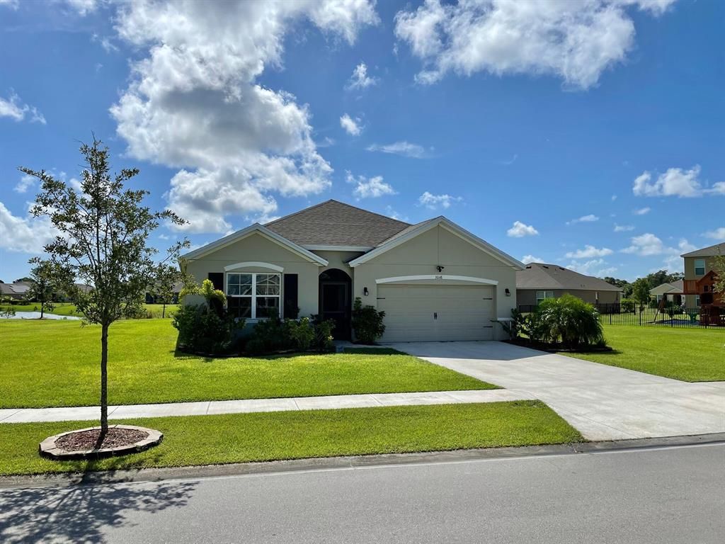 Photo of 3048 Woodswalk Drive, Fort Pierce, FL 34945 (MLS # R10730997)