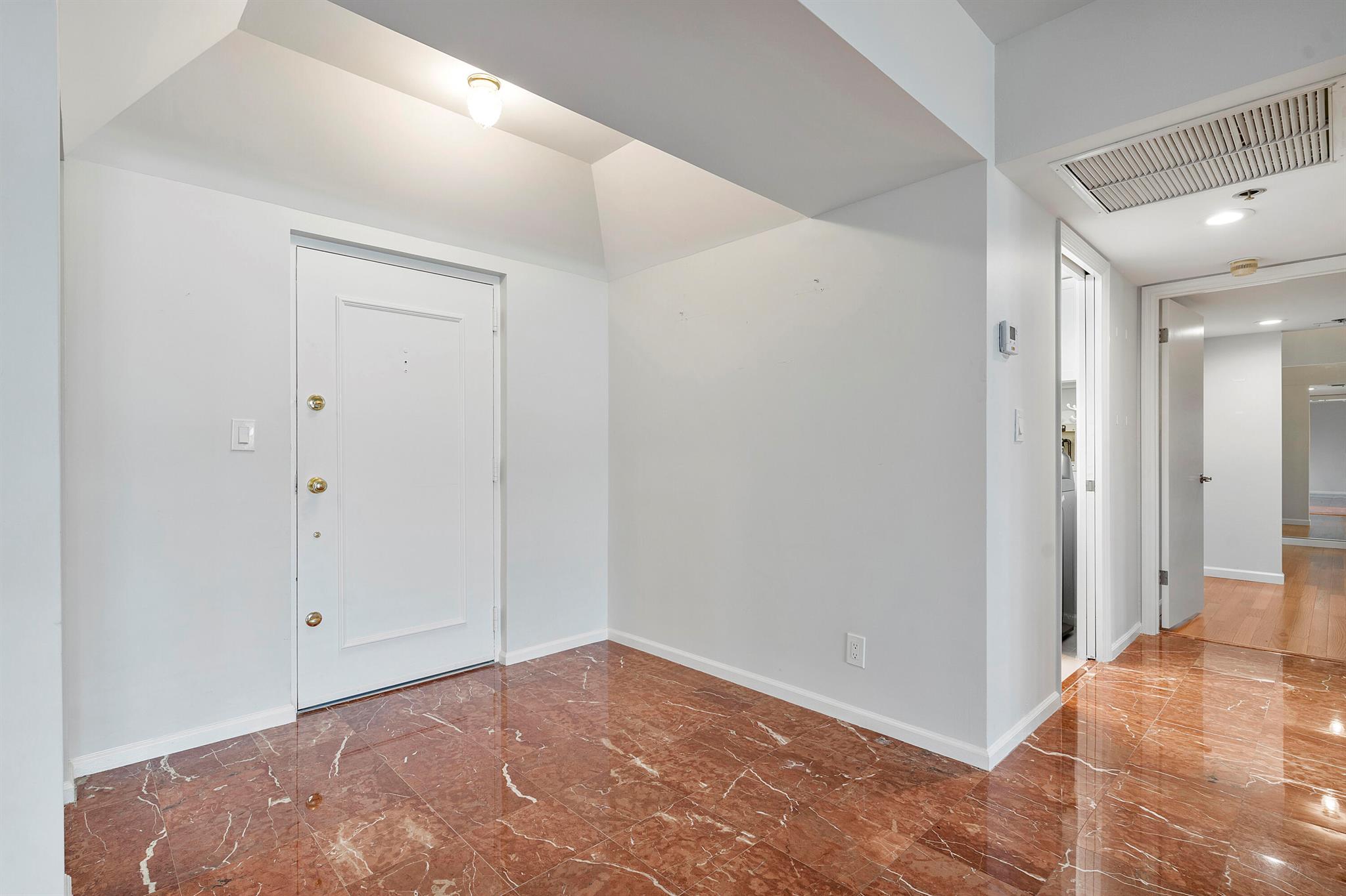 1401 S Ocean Boulevard 305