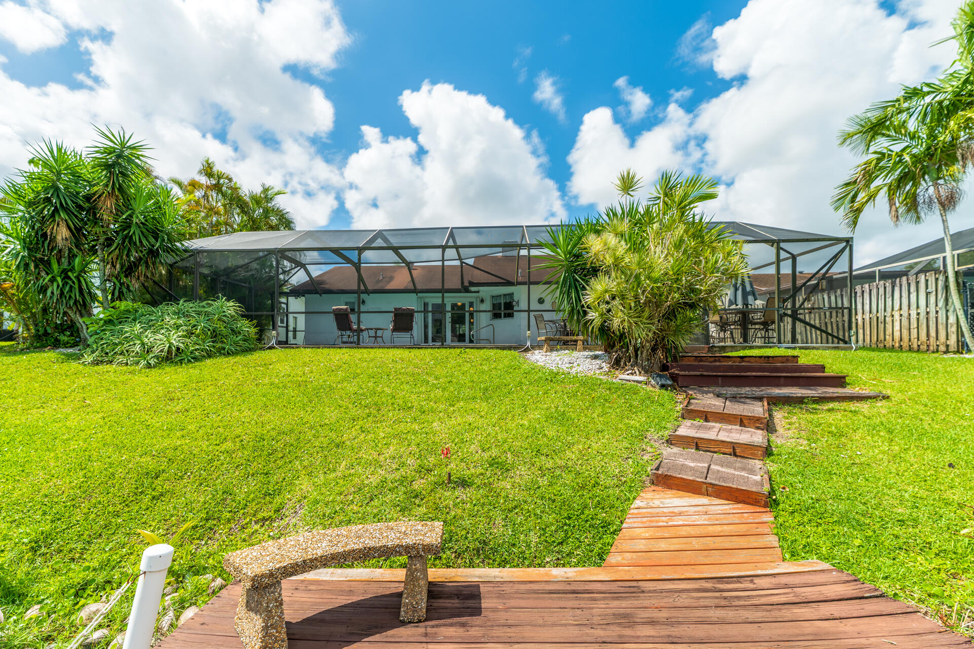 CRYSTAL HEIGHTS - Residential