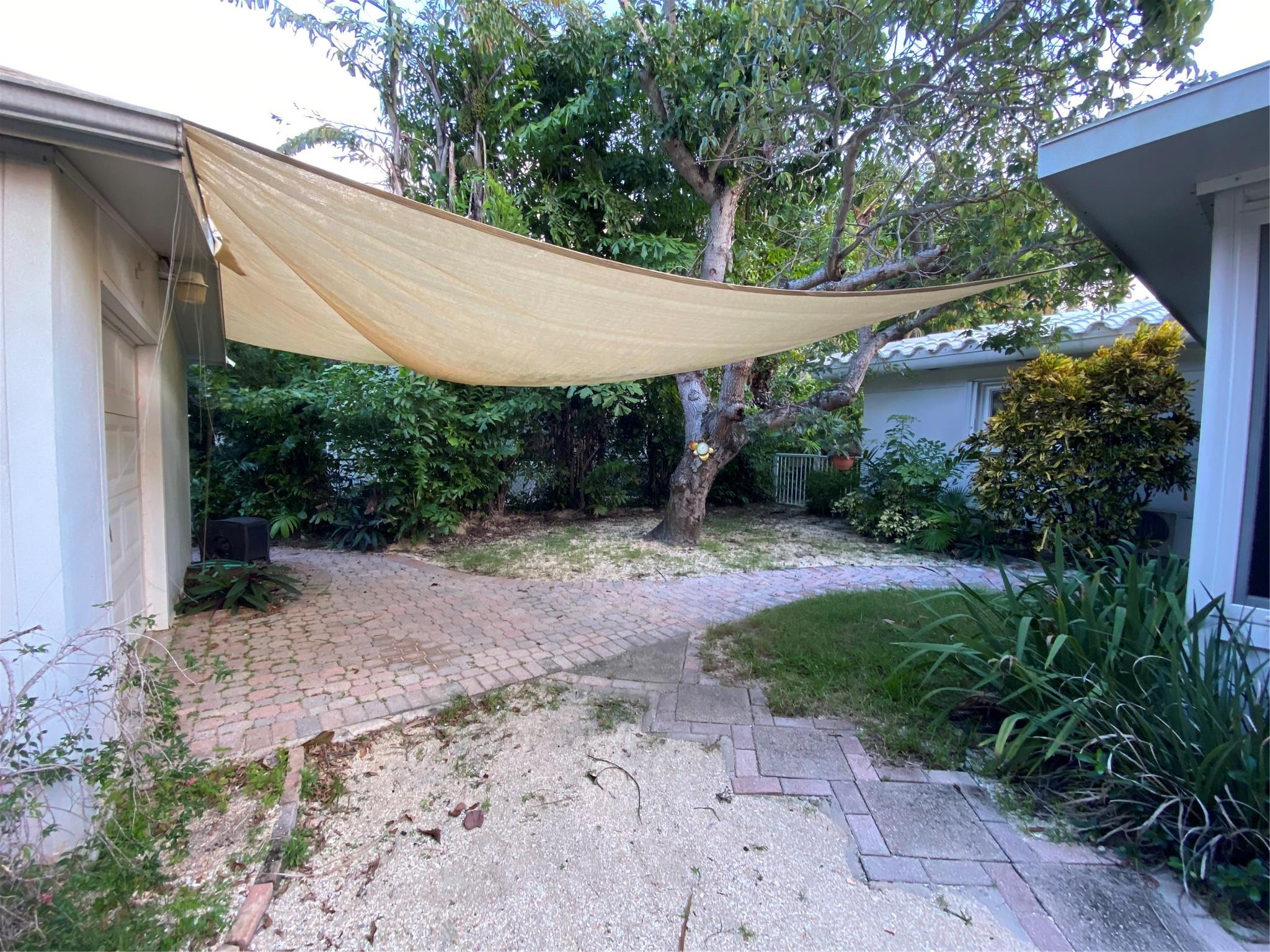 Hollywood Lakes Sec 1-32 - Residential Lease