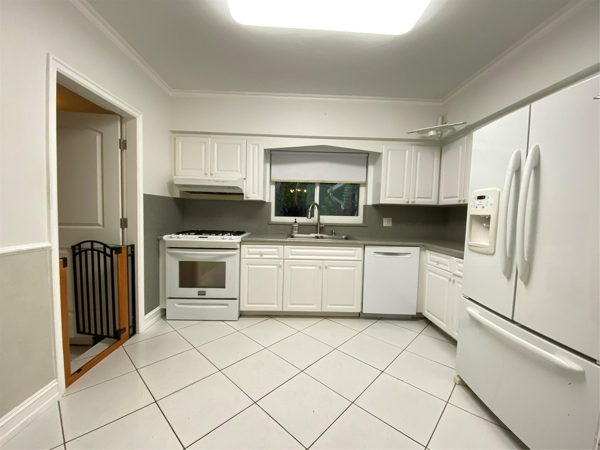 Hollywood Lakes Sec 1-32 - Residential Lease