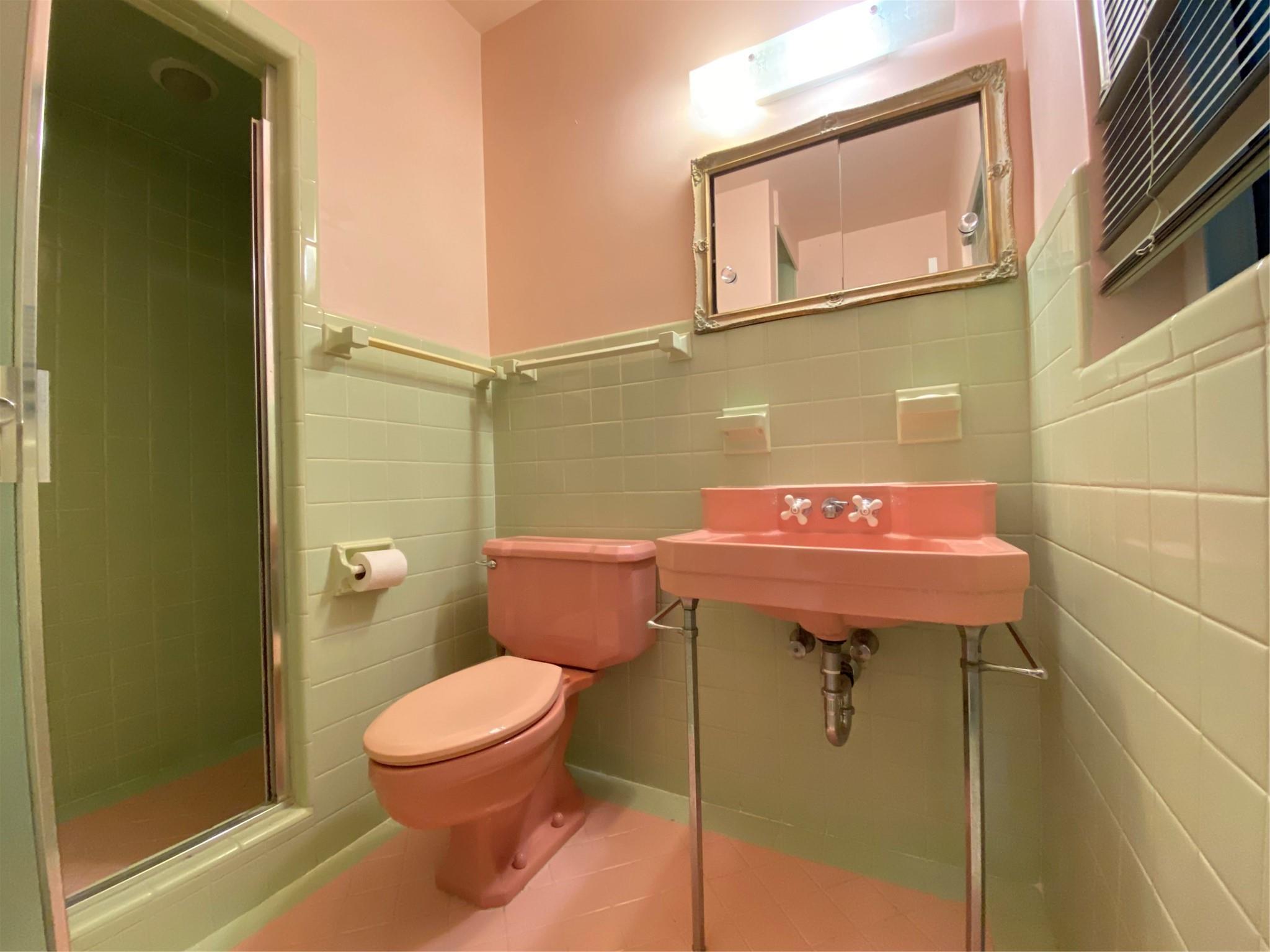 Hollywood Lakes Sec 1-32 - Residential Lease