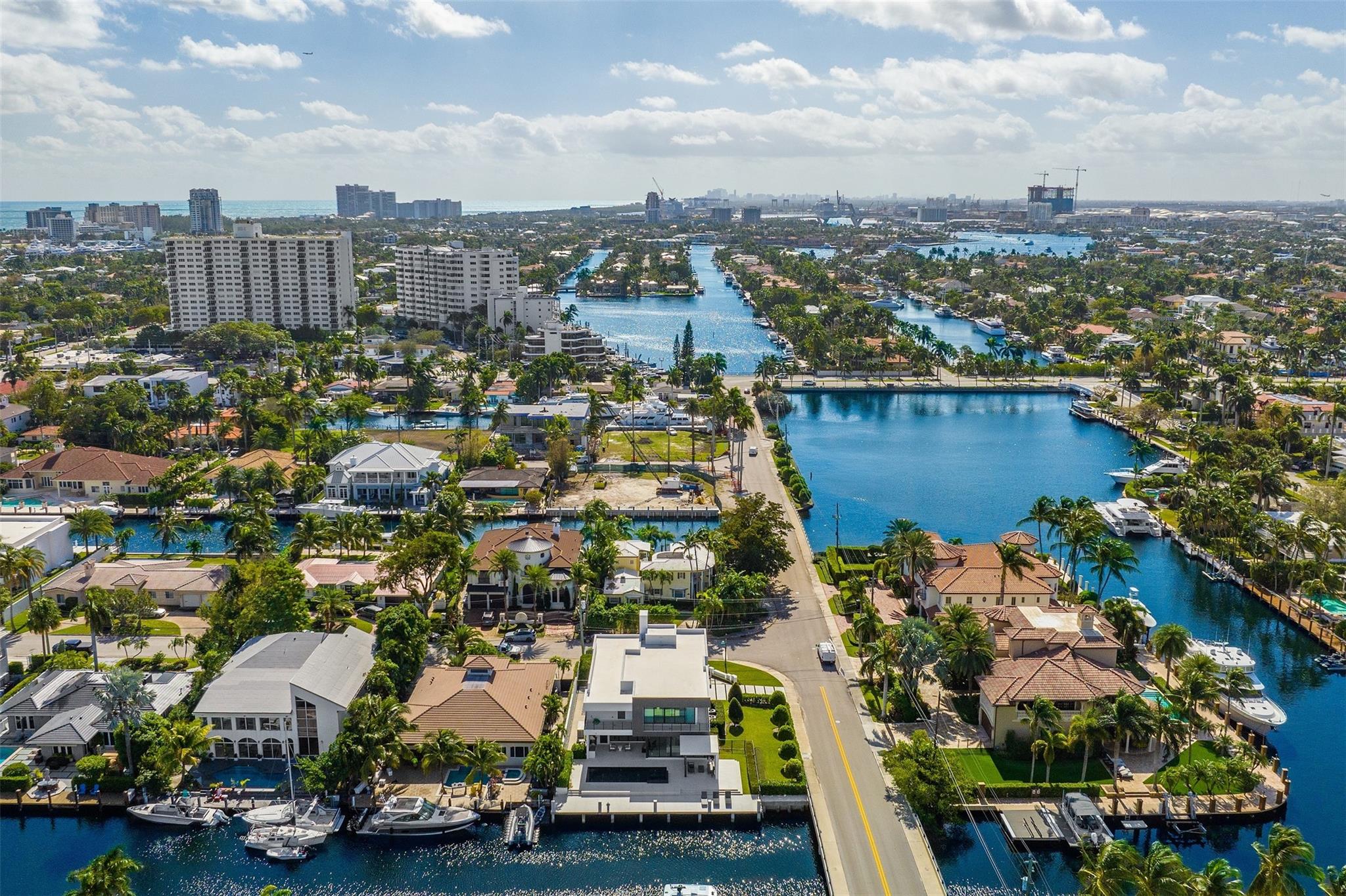 LAS OLAS - Residential