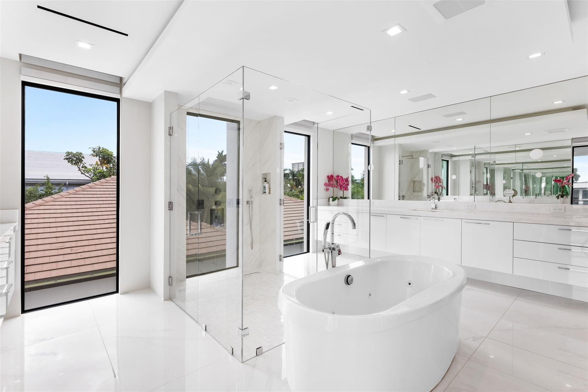 LAS OLAS - Residential