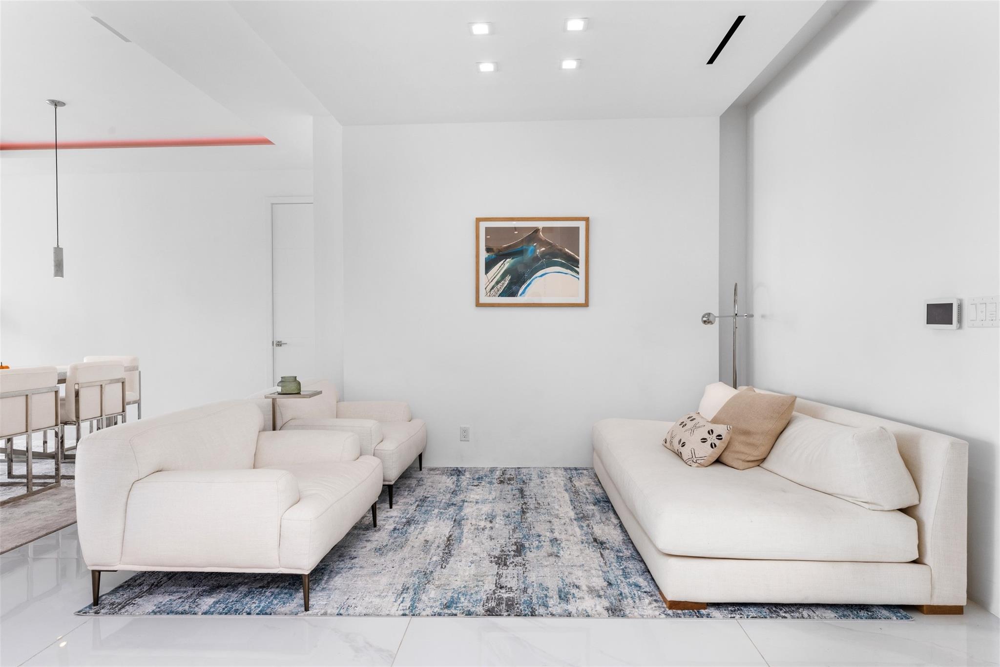 LAS OLAS - Residential