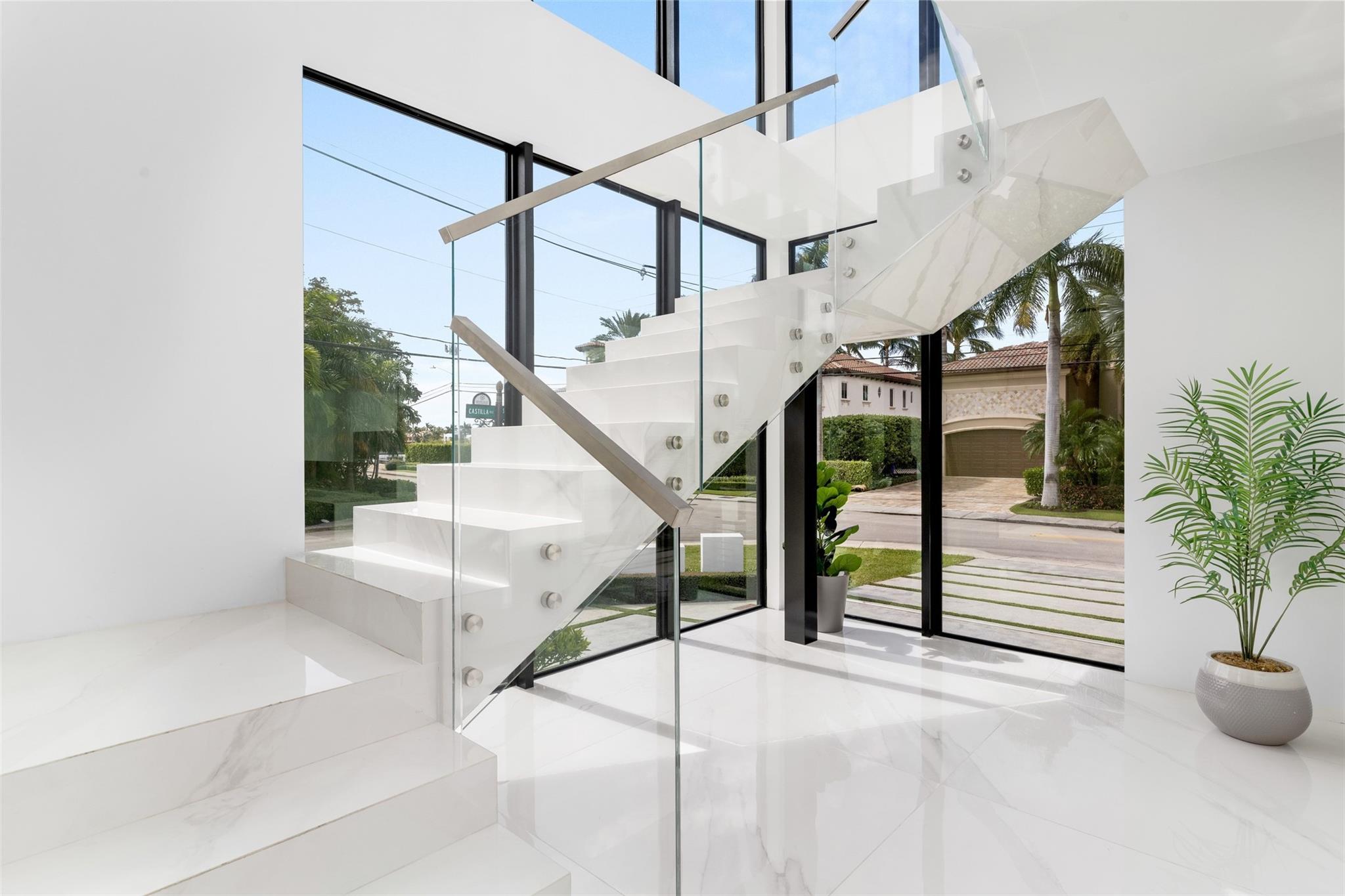 LAS OLAS - Residential