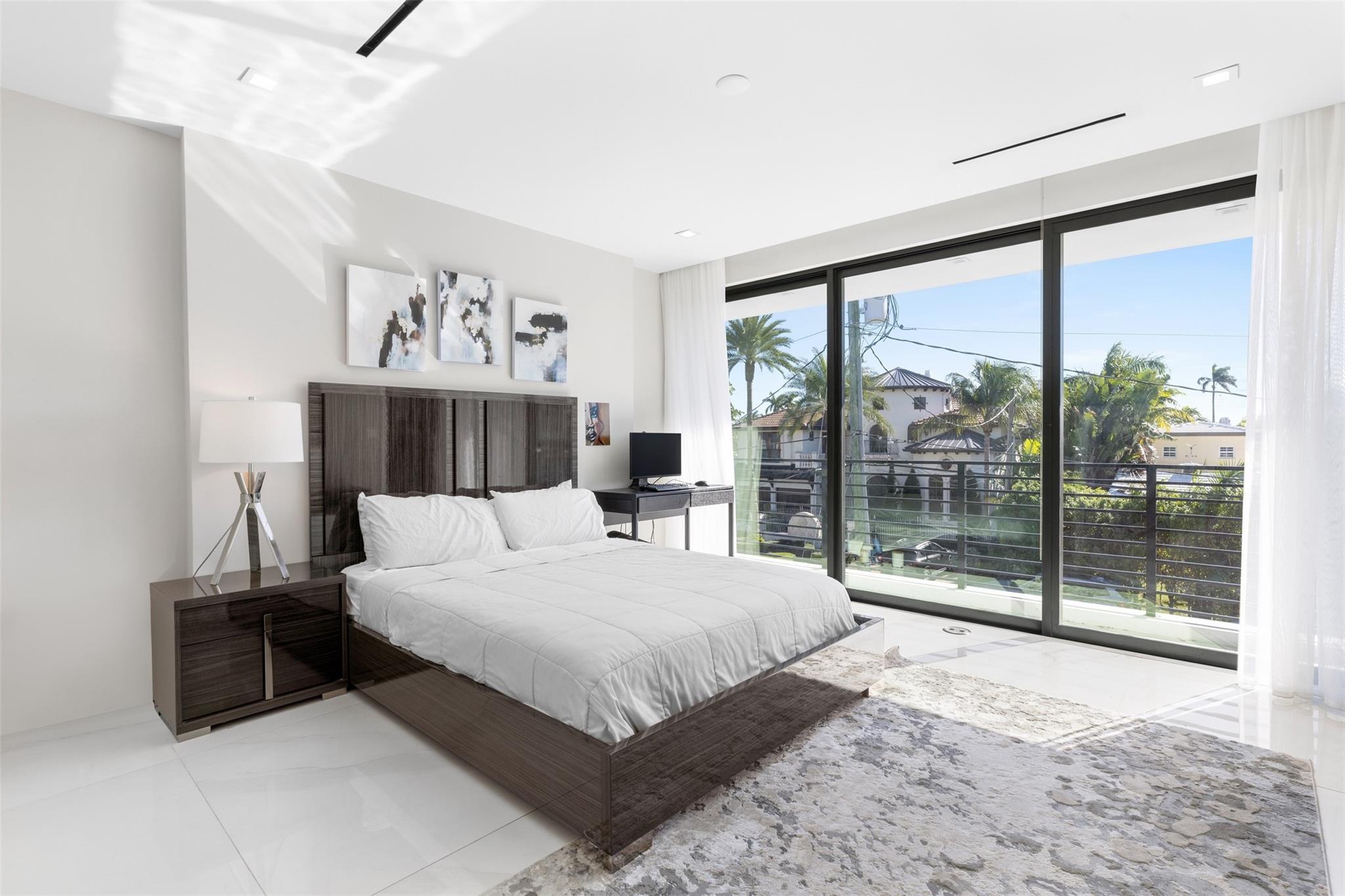 LAS OLAS - Residential