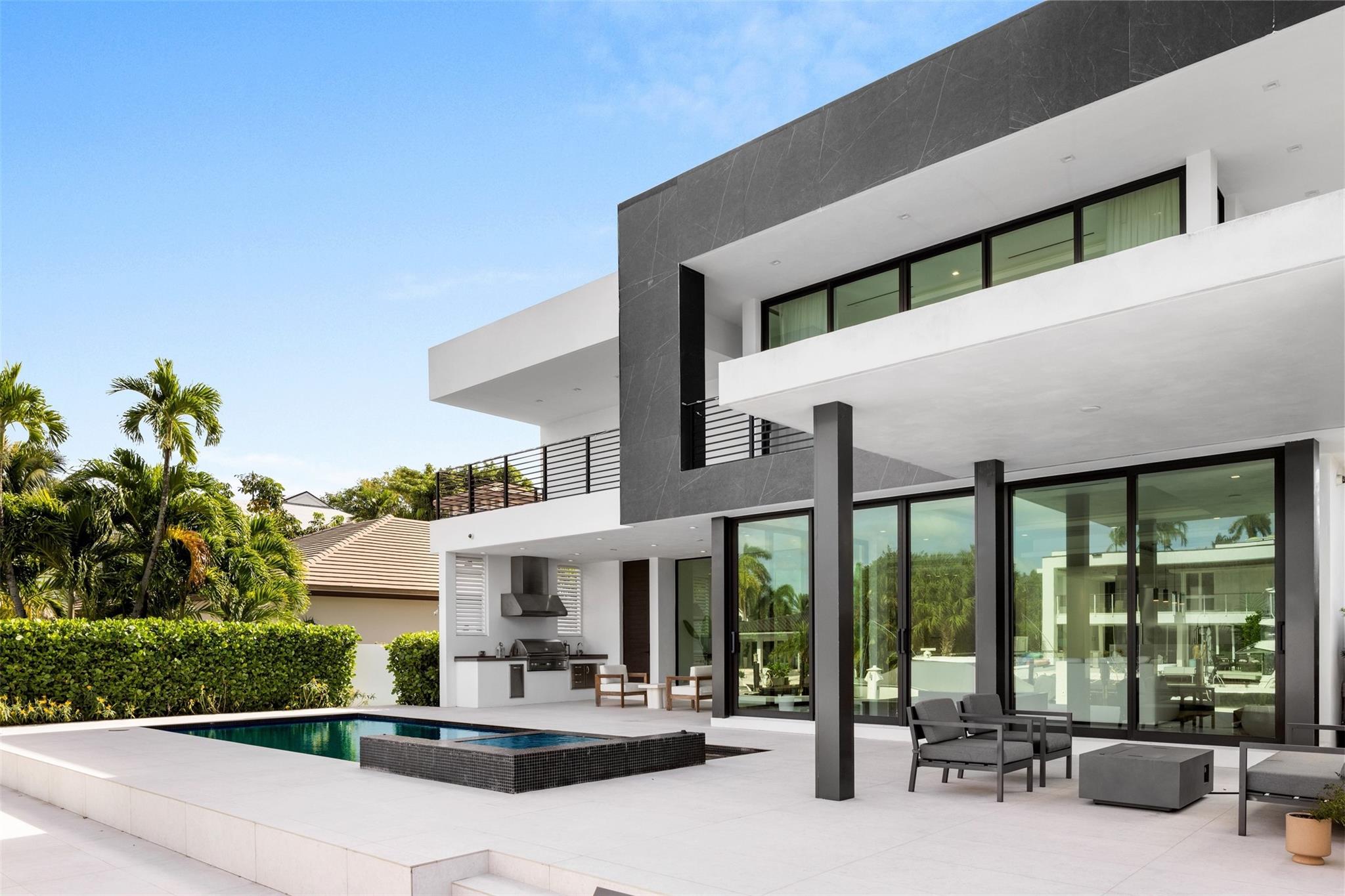 LAS OLAS - Residential