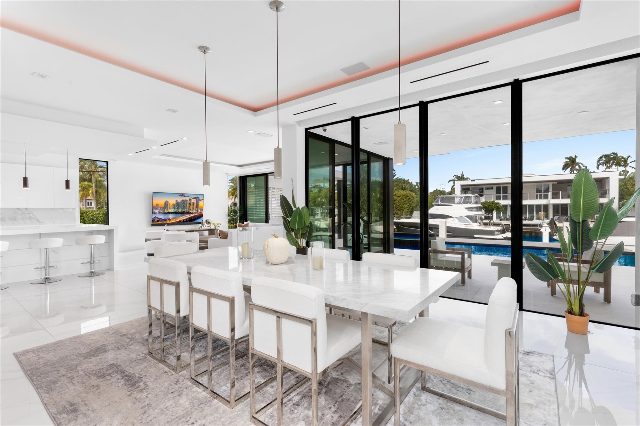 LAS OLAS - Residential