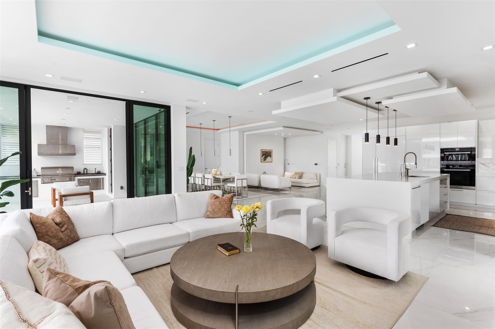 LAS OLAS - Residential