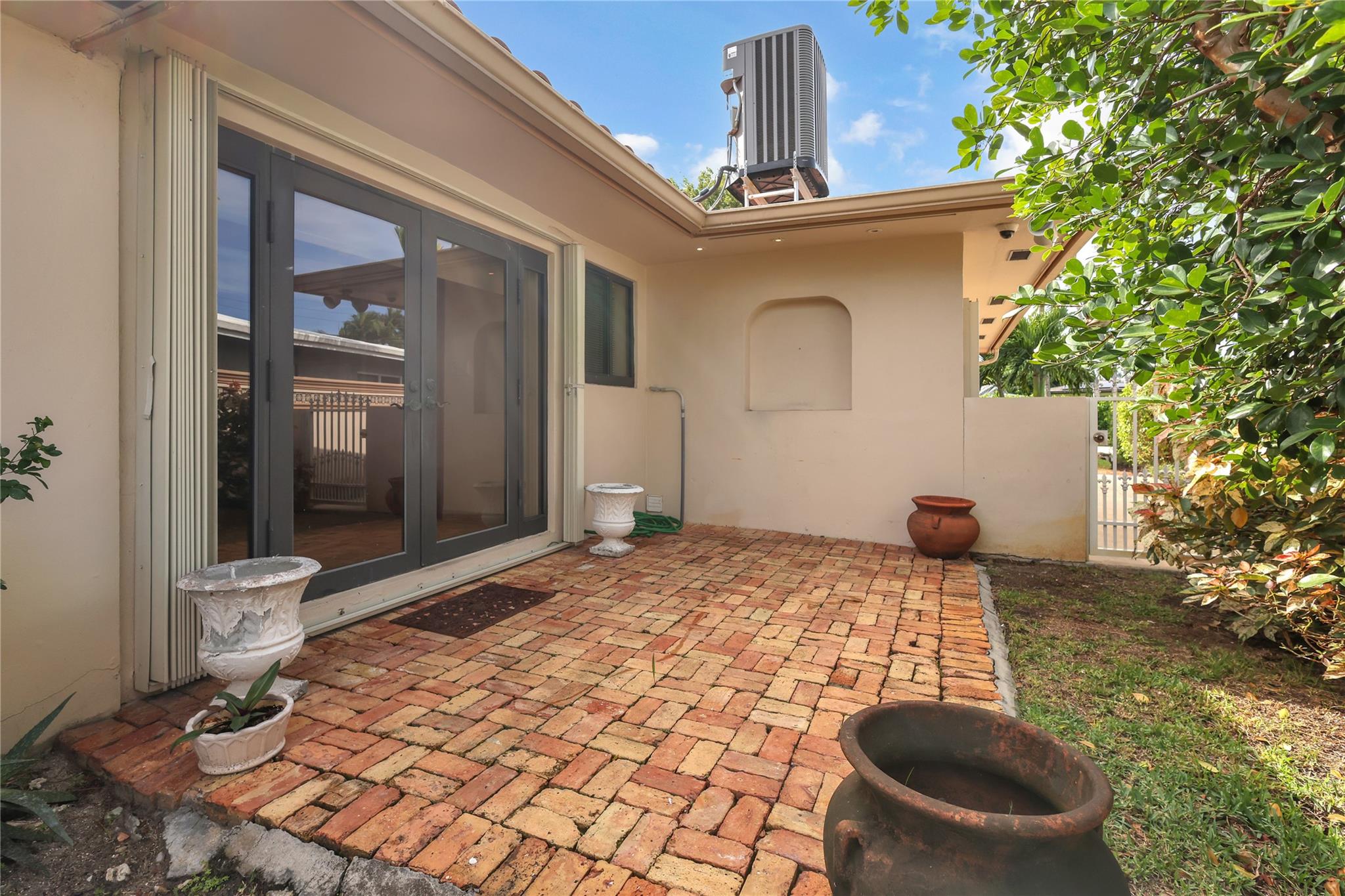 Coral Gardens 30-7 B - Residential