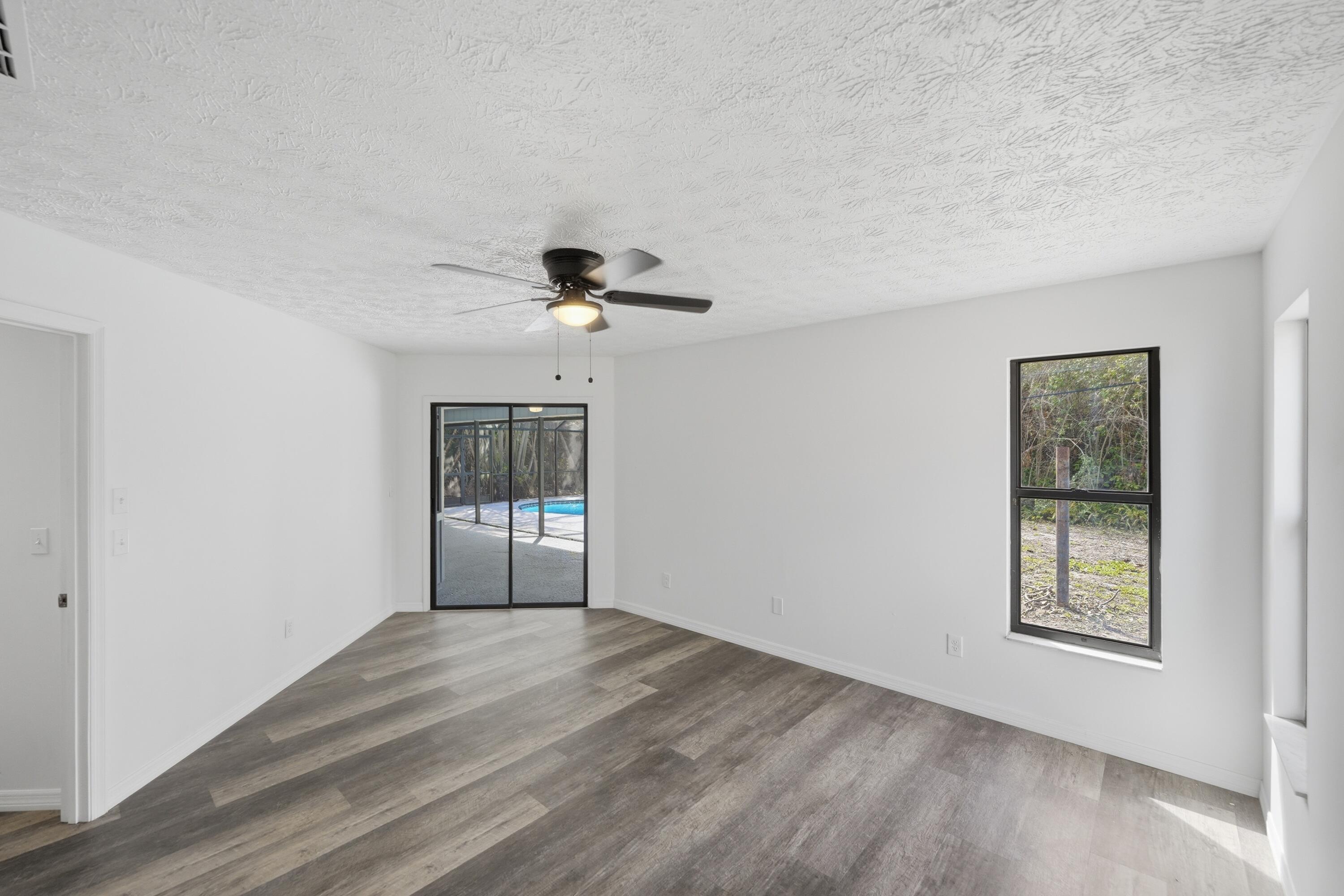 PORT ST LUCIE SECTION 18 - Residential