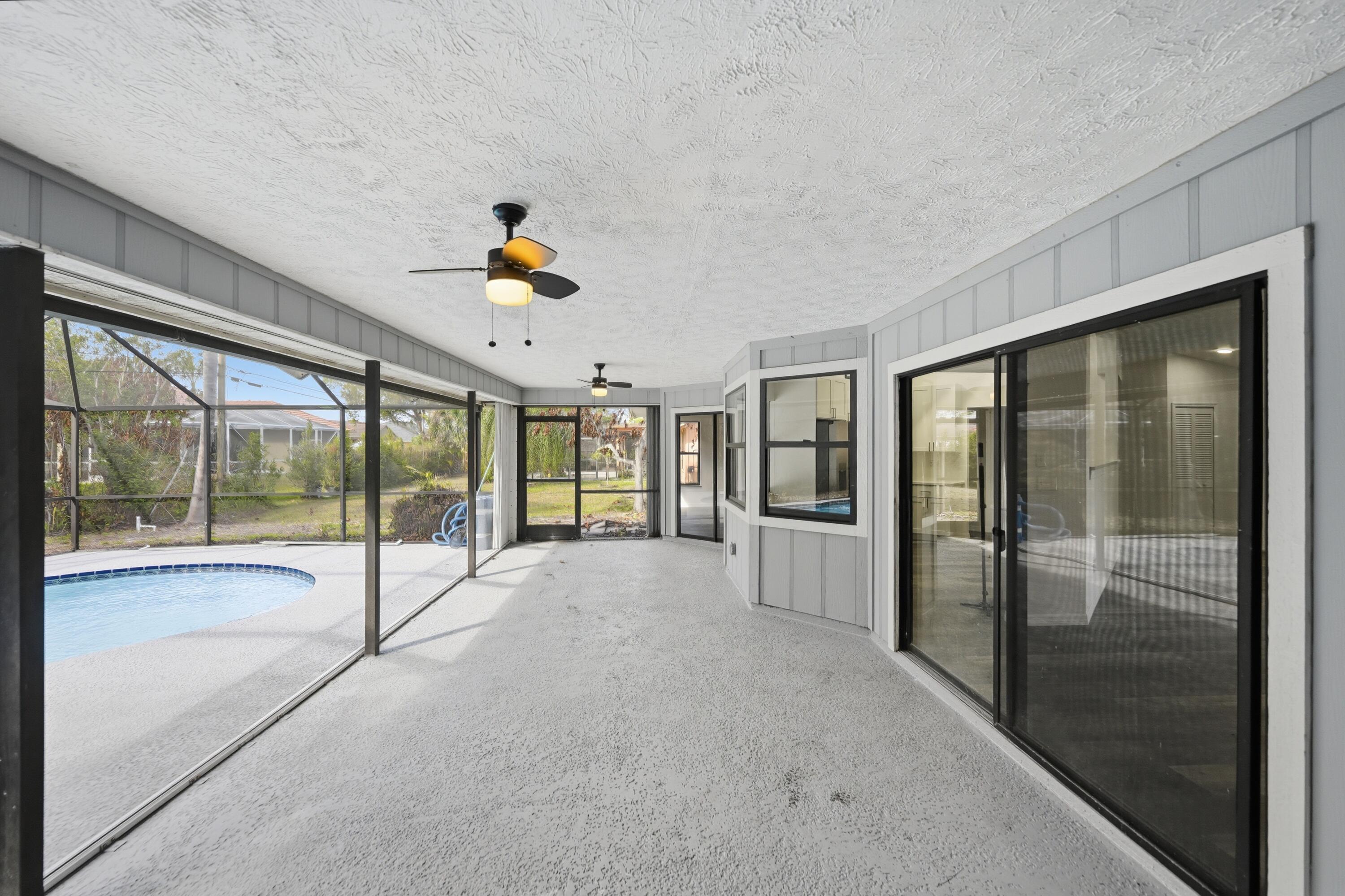 PORT ST LUCIE SECTION 18 - Residential