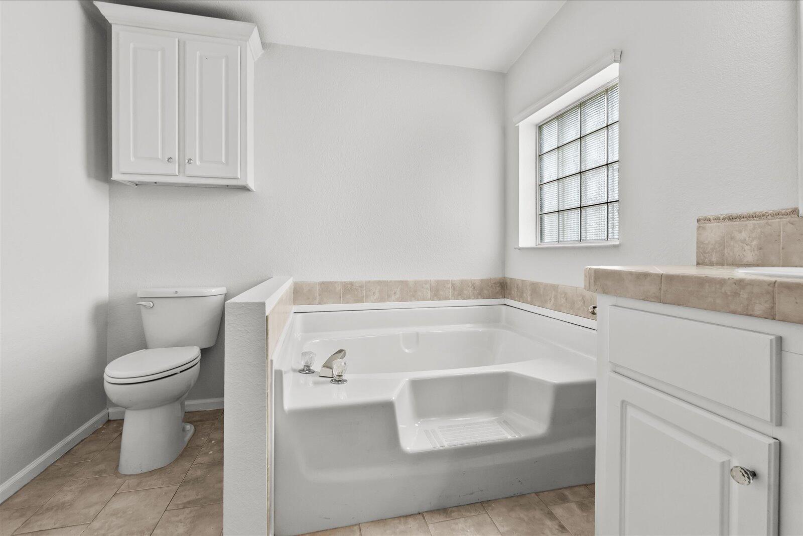 EAGLE RETREAT AT SAVANNA - Residential