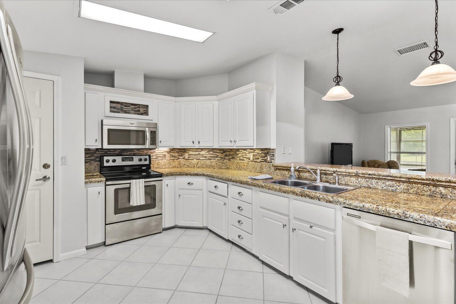 EAGLE RETREAT AT SAVANNA - Residential