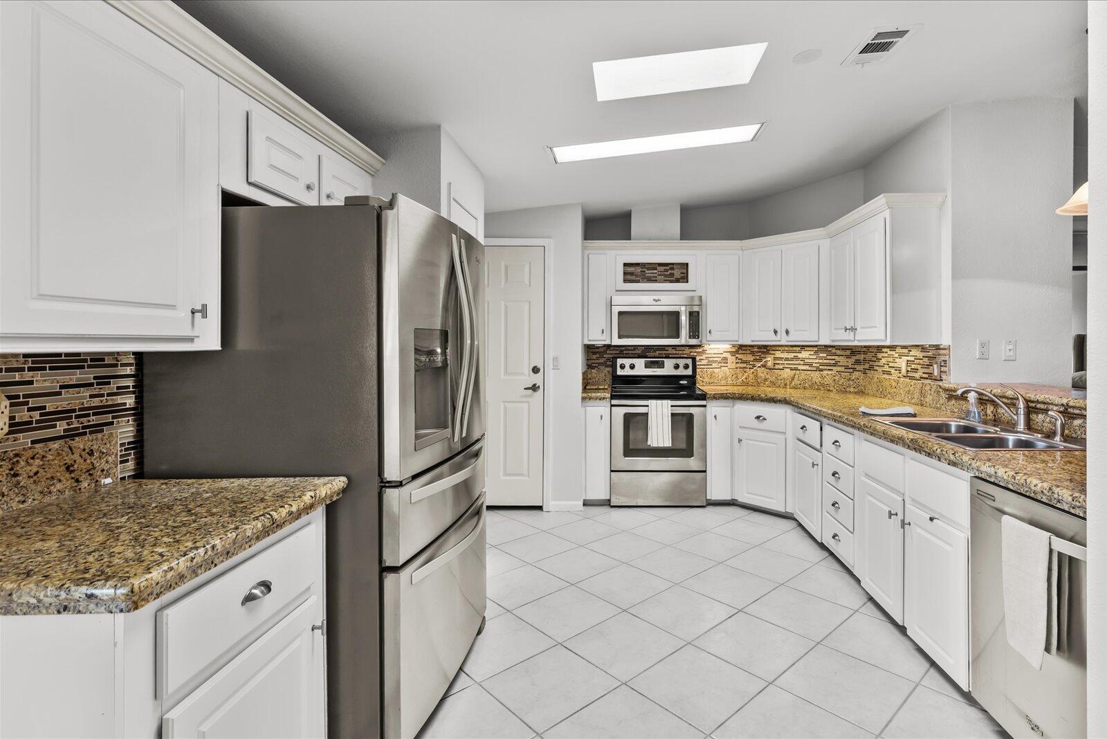 EAGLE RETREAT AT SAVANNA - Residential