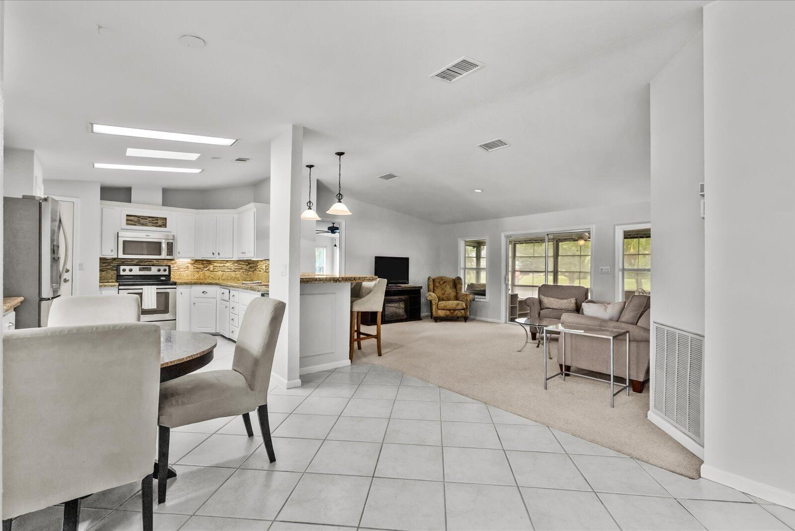 EAGLE RETREAT AT SAVANNA - Residential