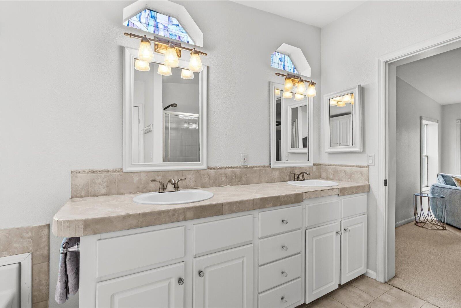 EAGLE RETREAT AT SAVANNA - Residential