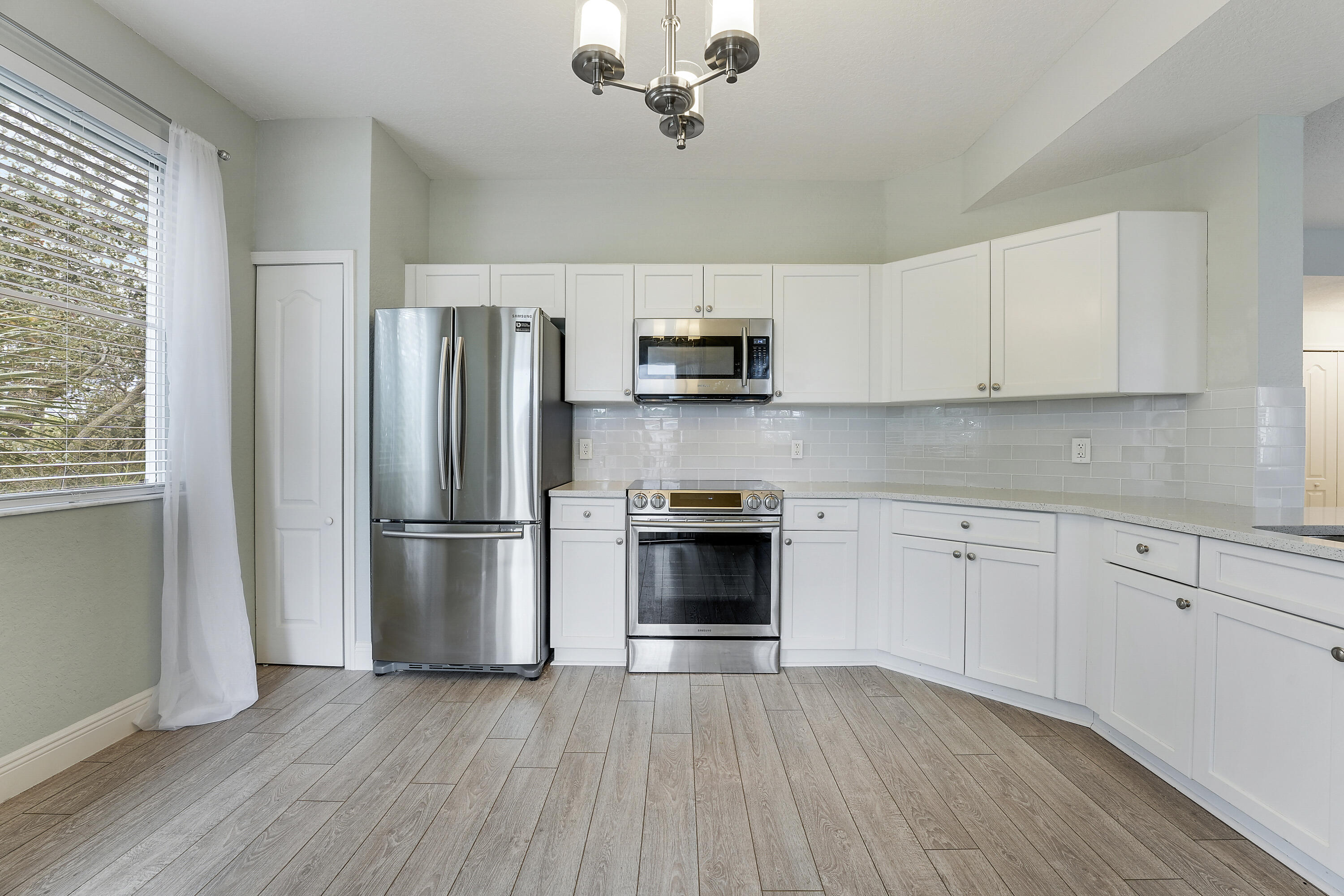 RESIDENCES AT LEGACY PLAC - Residential Lease