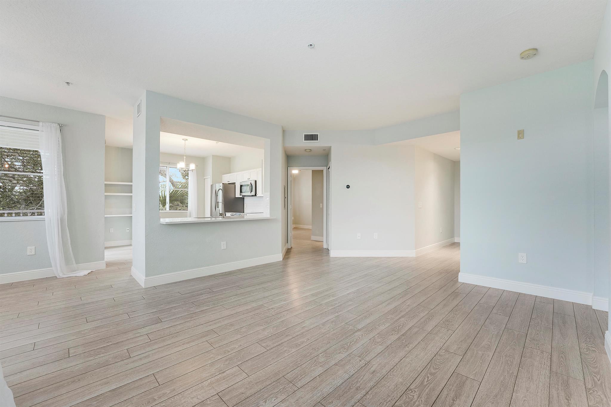 RESIDENCES AT LEGACY PLAC - Residential Lease