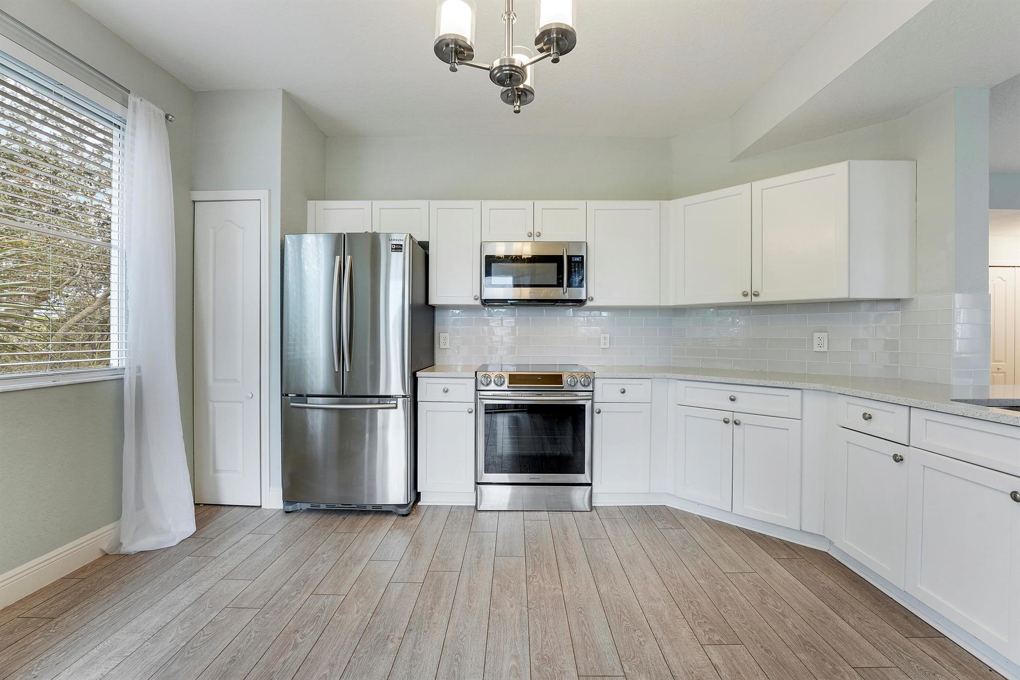 RESIDENCES AT LEGACY PLAC - Residential Lease