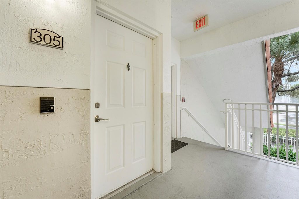 Photo of 11041 Legacy Boulevard #305, Palm Beach Gardens, FL 33410 (MLS # R11139040)