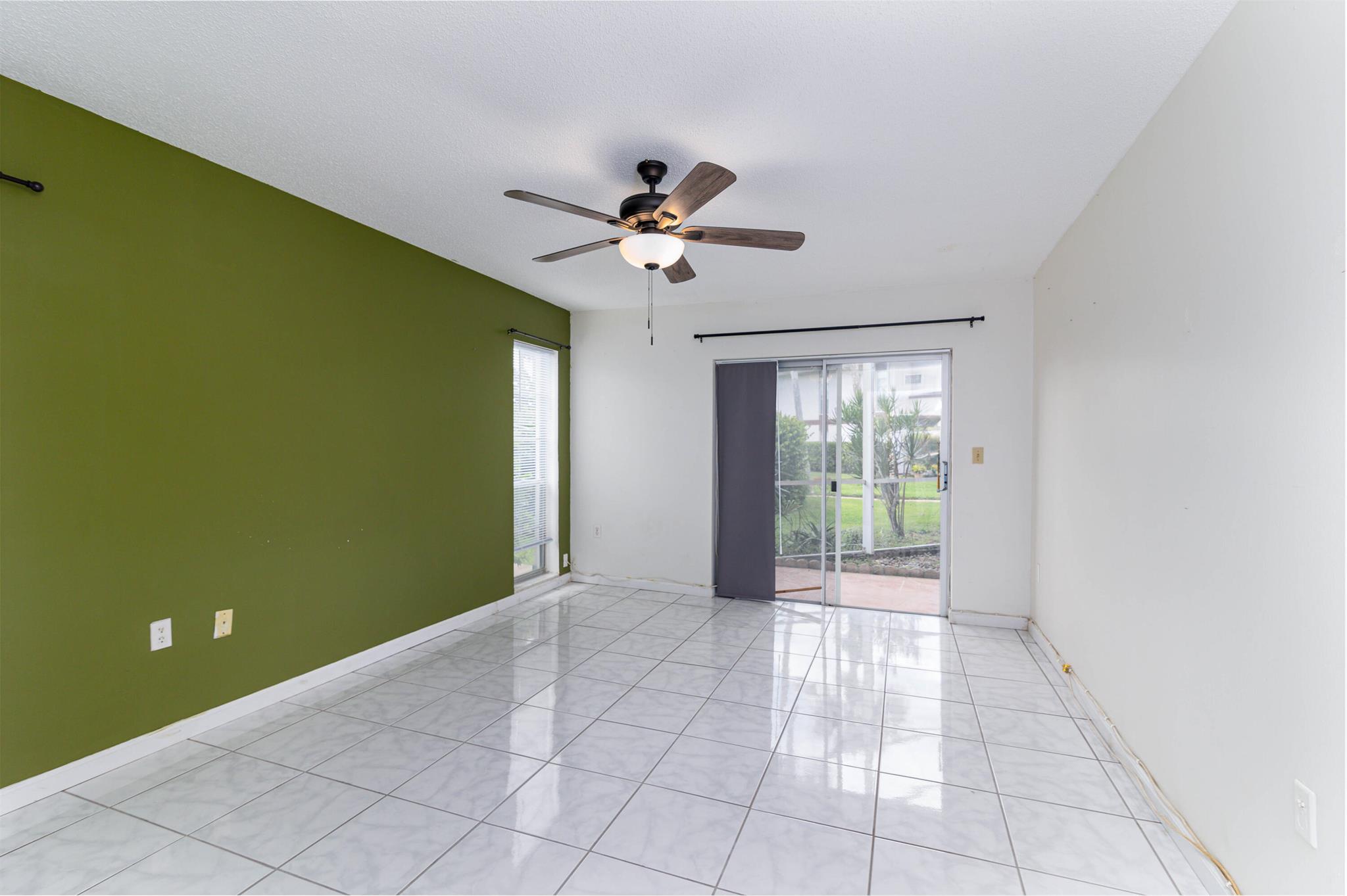 GREENWAY VILLAGE NORTH CONDO 2 - Residential