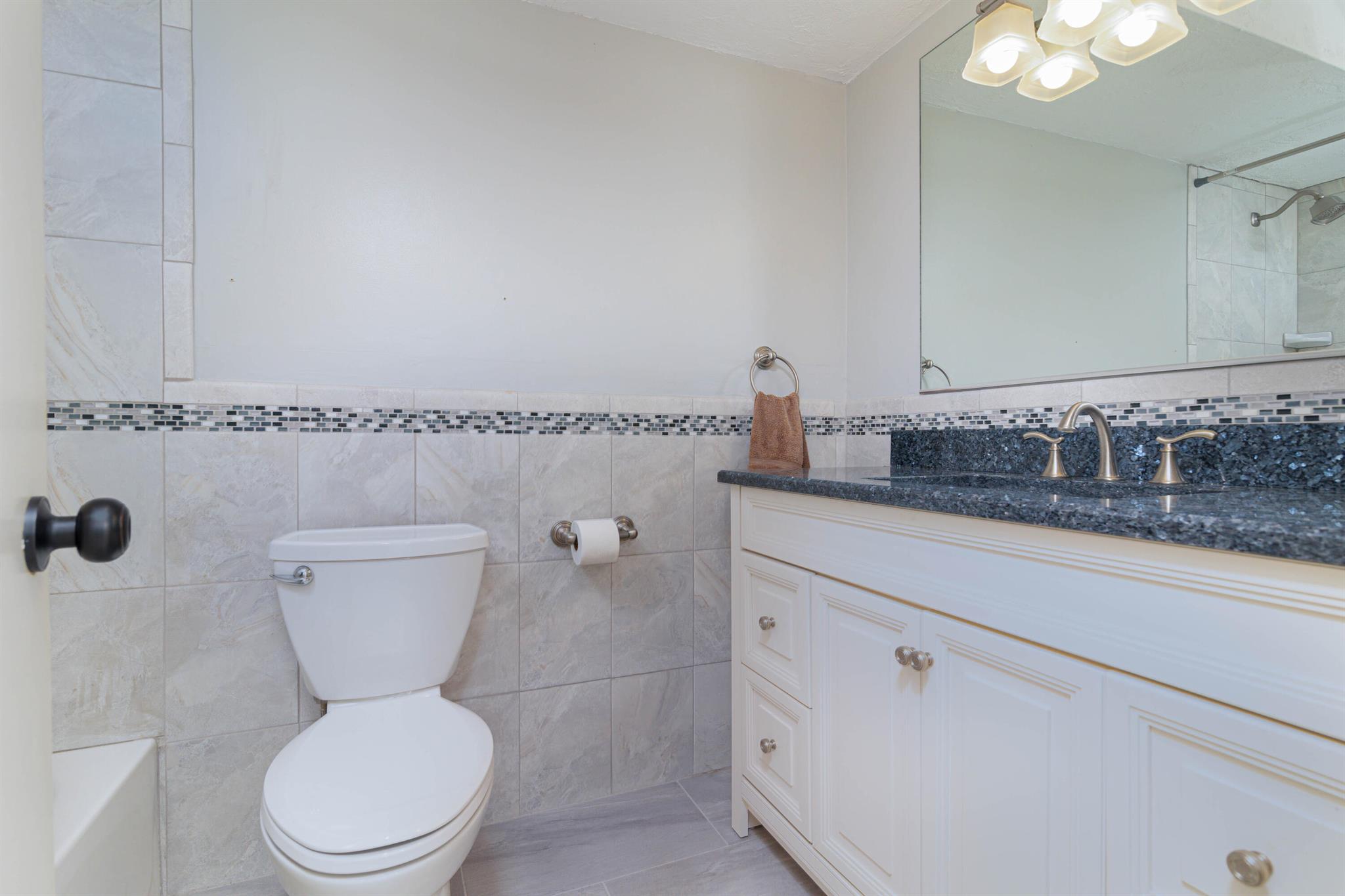 GREENWAY VILLAGE NORTH CONDO 2 - Residential