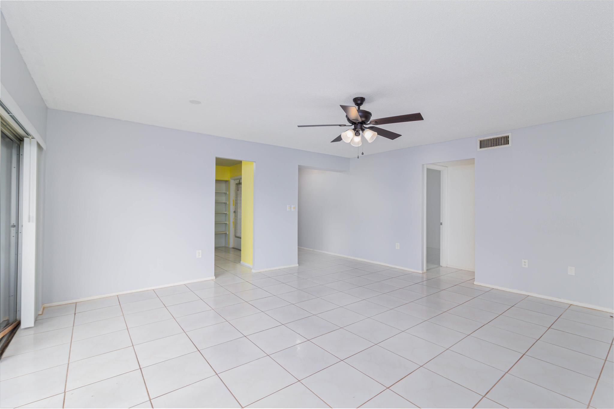 GREENWAY VILLAGE NORTH CONDO 2 - Residential