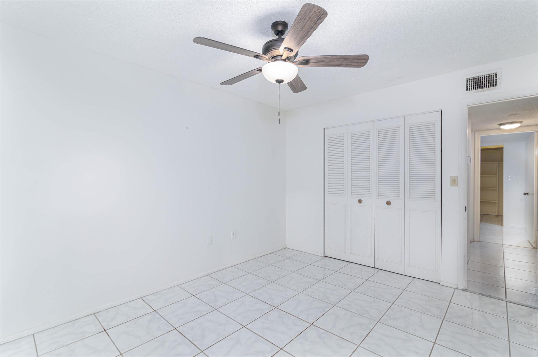 GREENWAY VILLAGE NORTH CONDO 2 - Residential