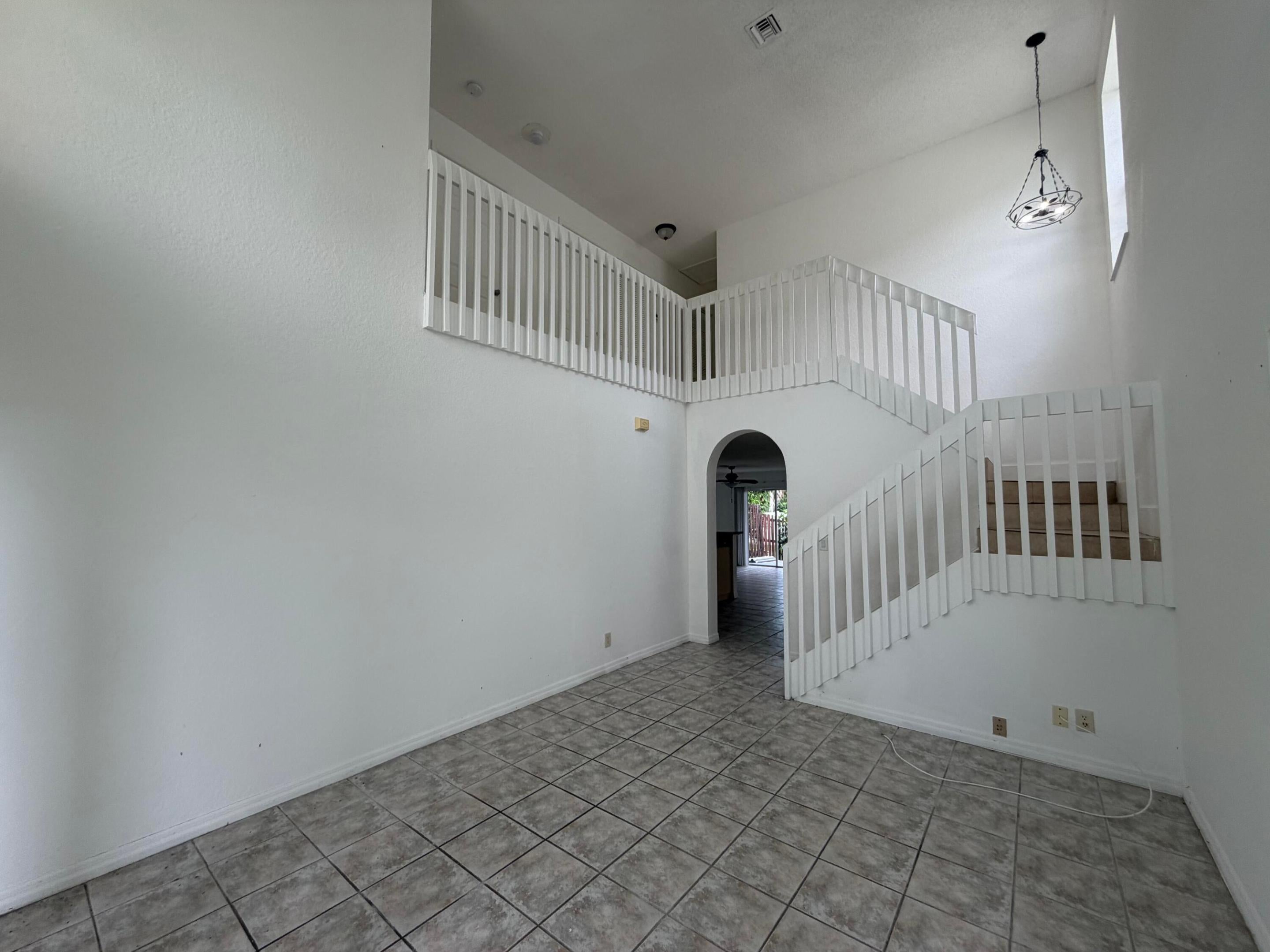 4172 Pine Hollow Circle