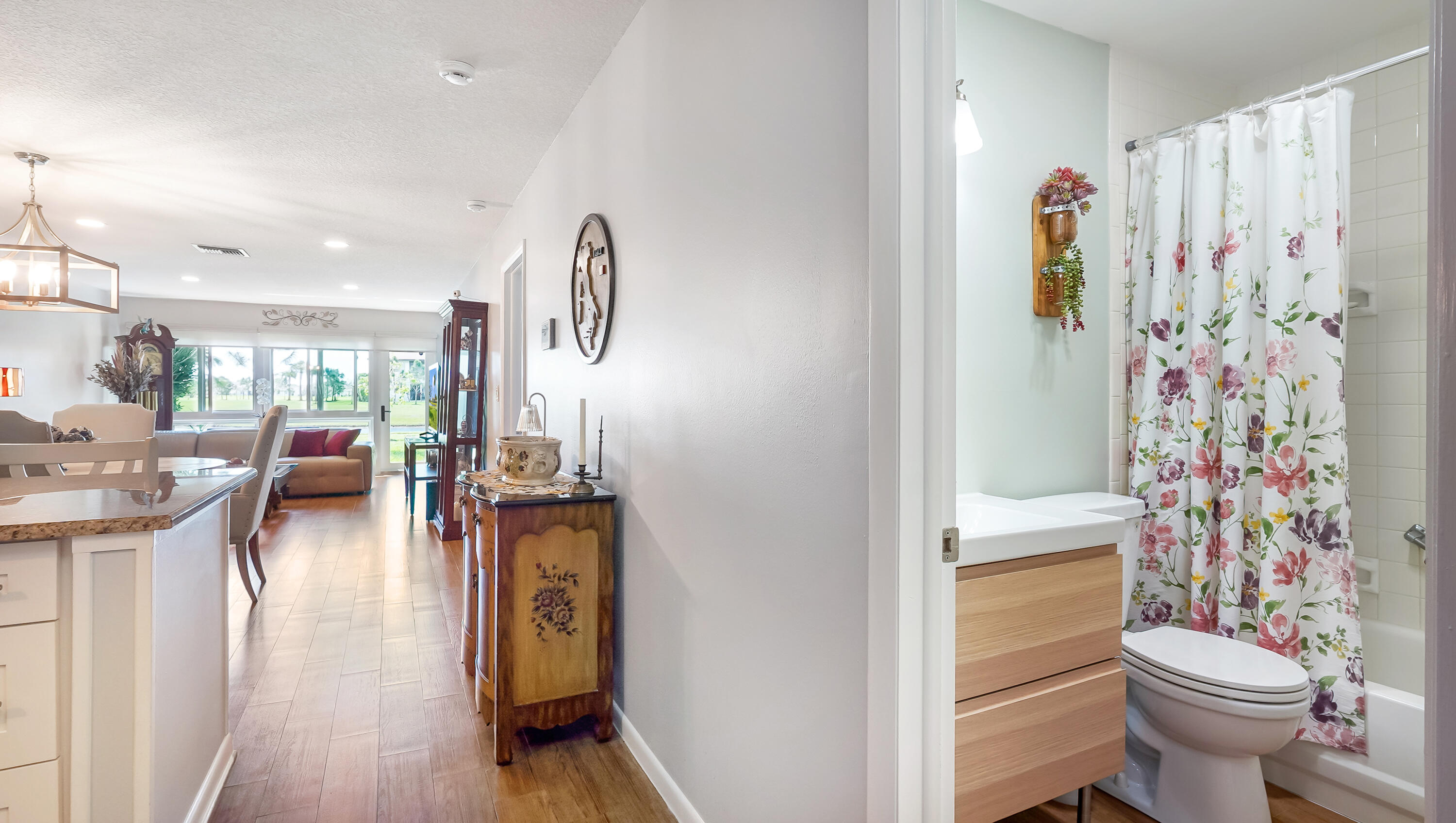 PALM GREENS AT VILLA DEL RAY CONDO II - Residential