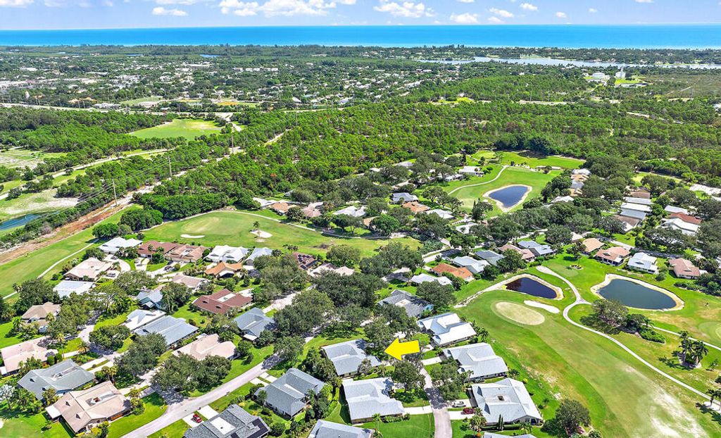 Photo of 12776 SE Pinehurst Court, Hobe Sound, FL 33455 (MLS # R11020112)