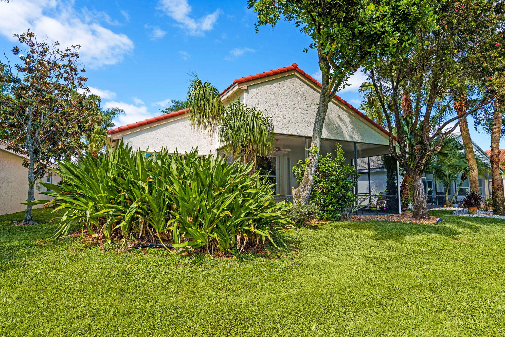 VALENCIA ISLES 1 - Residential