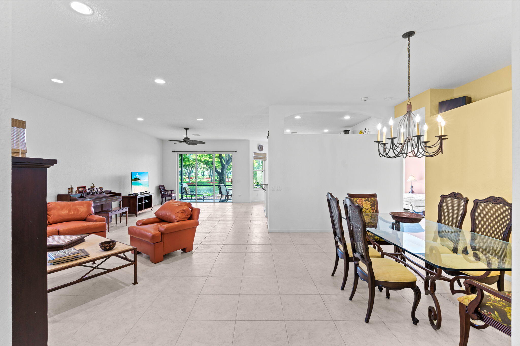 VALENCIA ISLES 1 - Residential