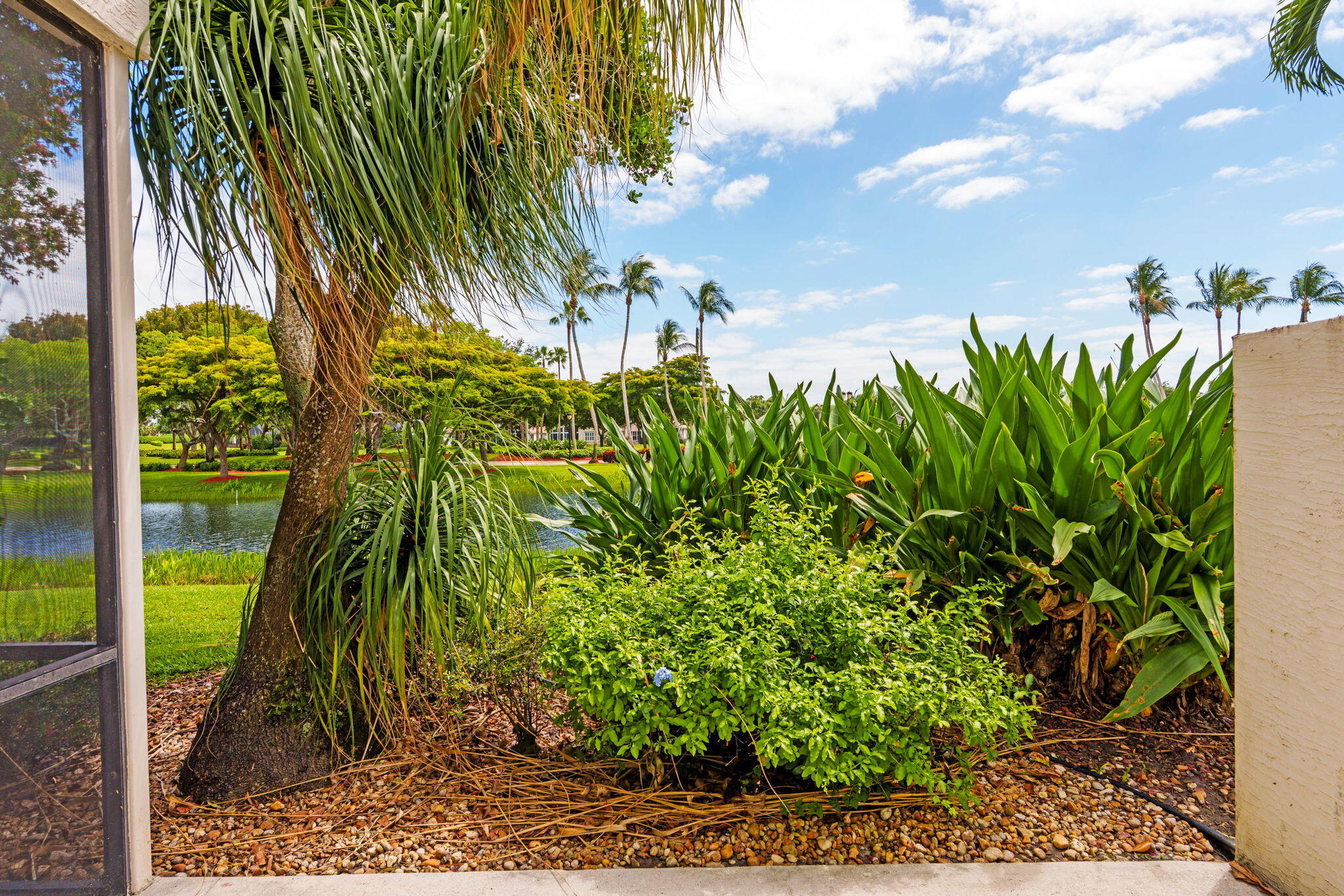 VALENCIA ISLES 1 - Residential