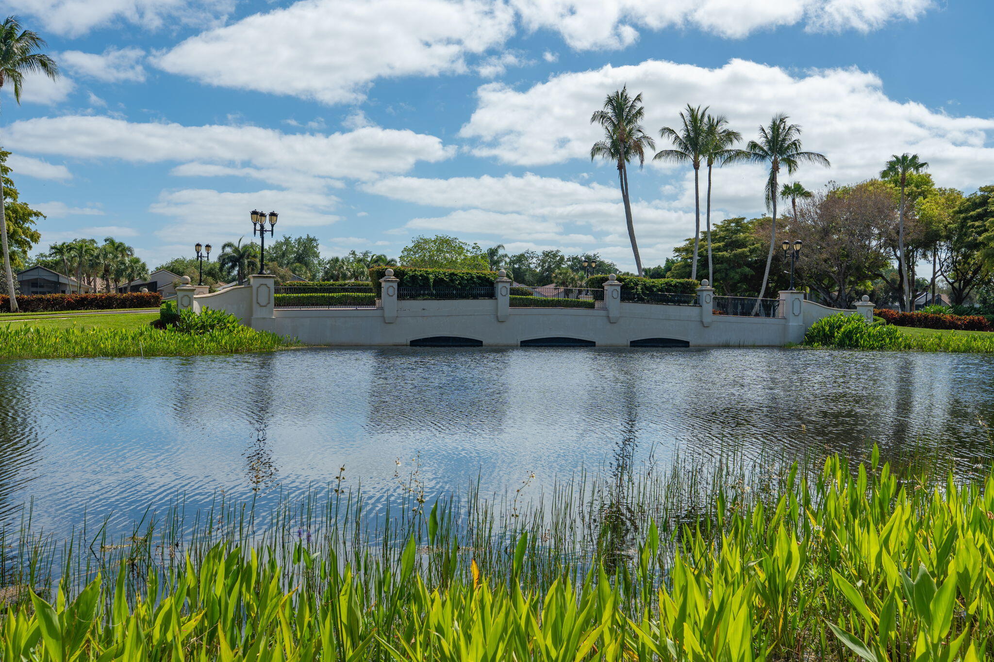 VALENCIA ISLES 1 - Residential