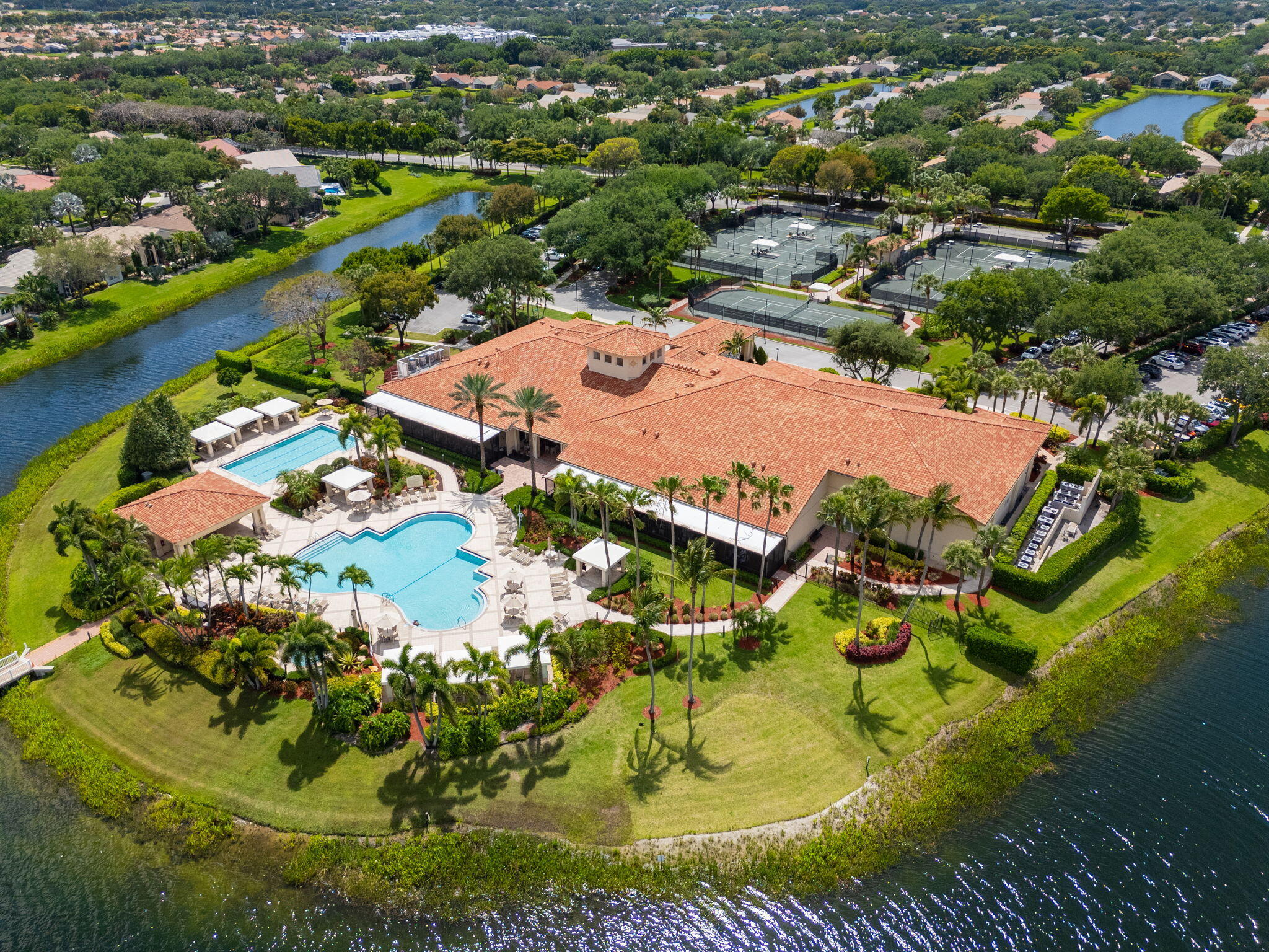 VALENCIA ISLES 1 - Residential