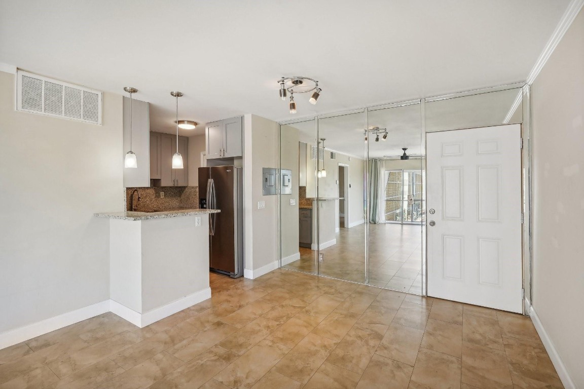 River Shores Condo - Residential Lease