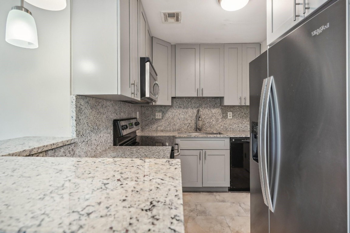 River Shores Condo - Residential Lease