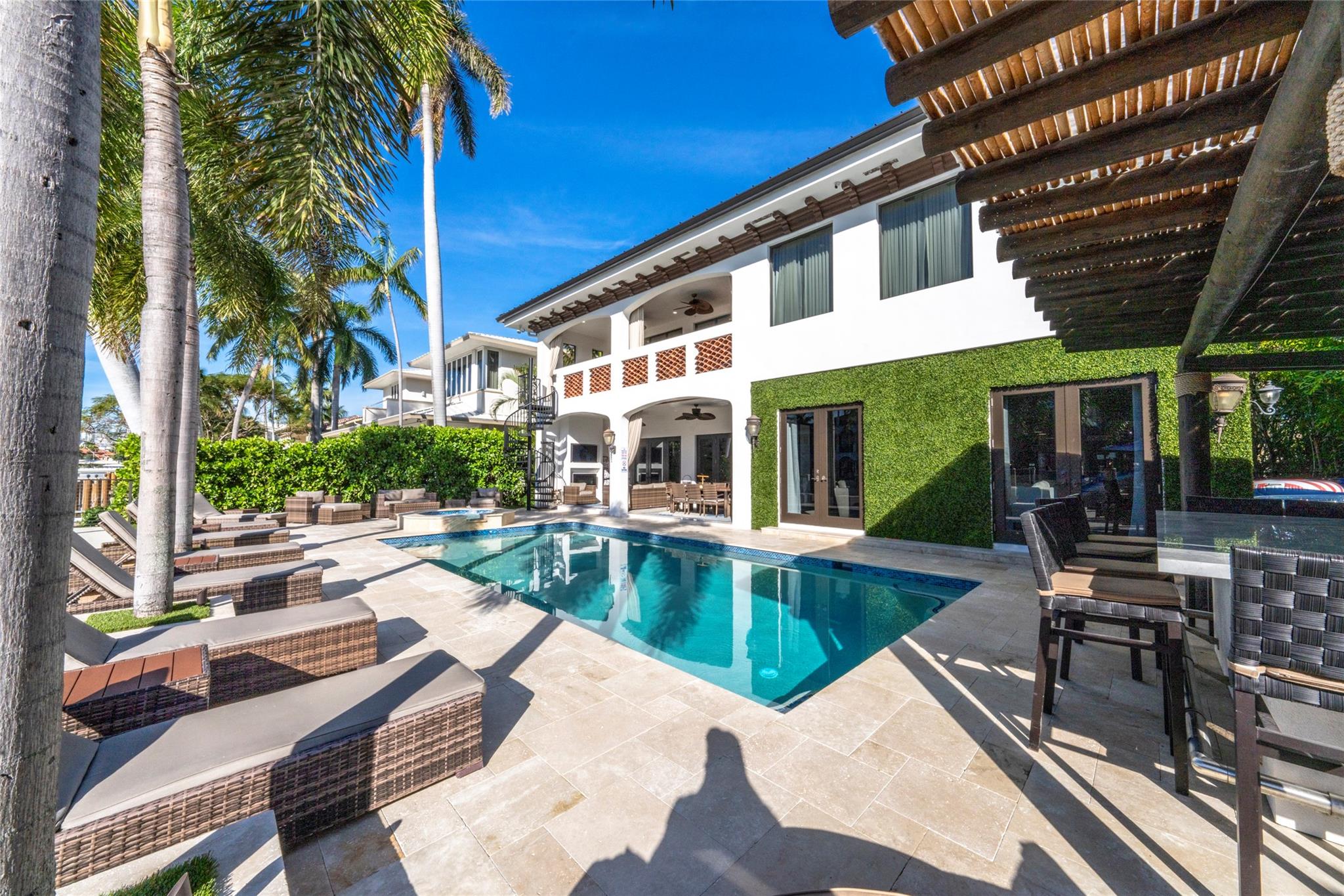 Seven Isles - Residential Lease