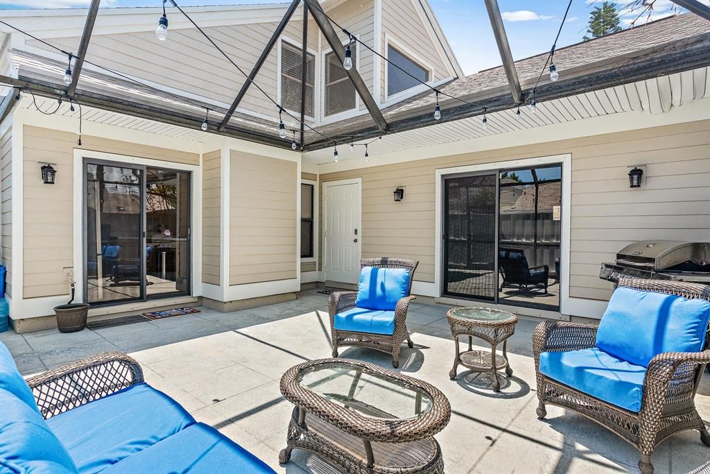 Photo of 604 Summerwinds Lane, Jupiter, FL 33458 (MLS # R10810405)