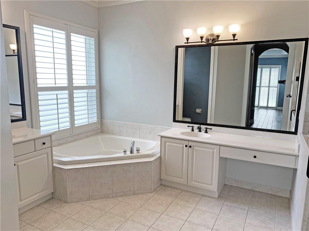 HERON BAY - Residential Lease