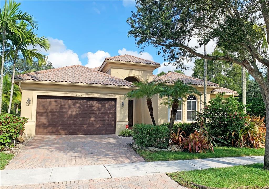 HERON BAY - Residential Lease