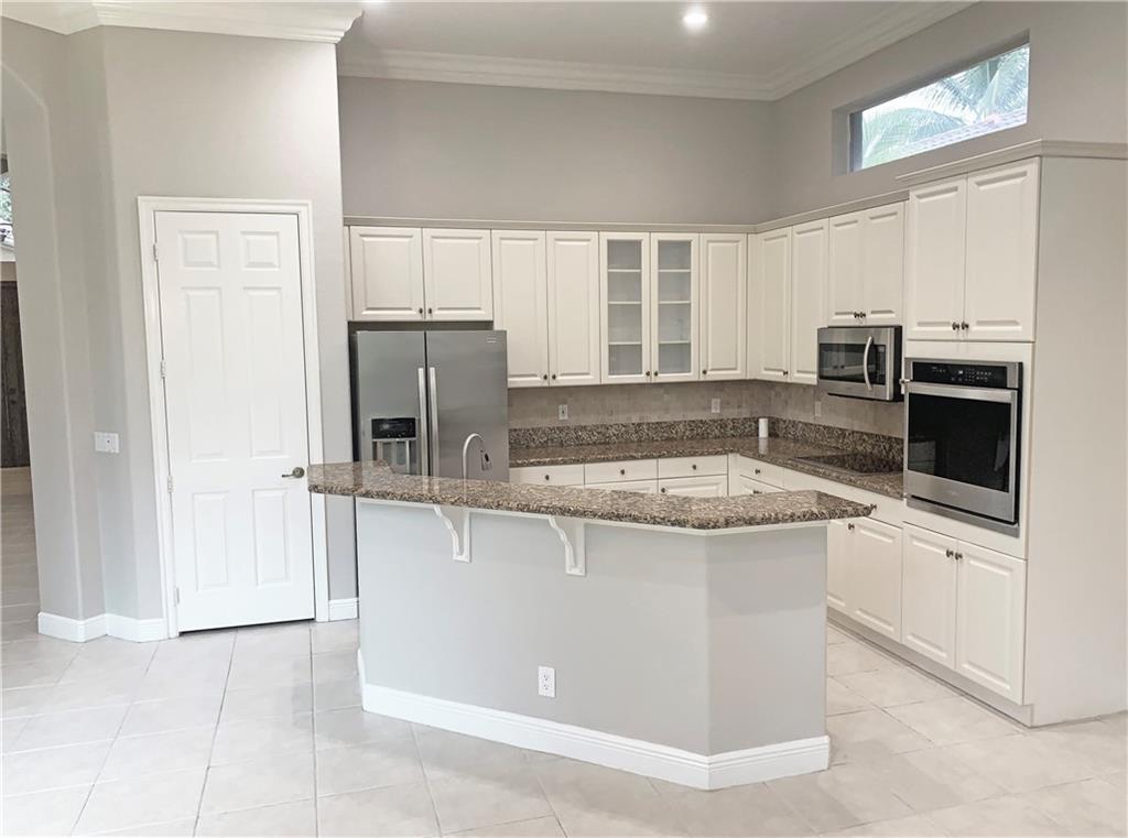 HERON BAY - Residential Lease