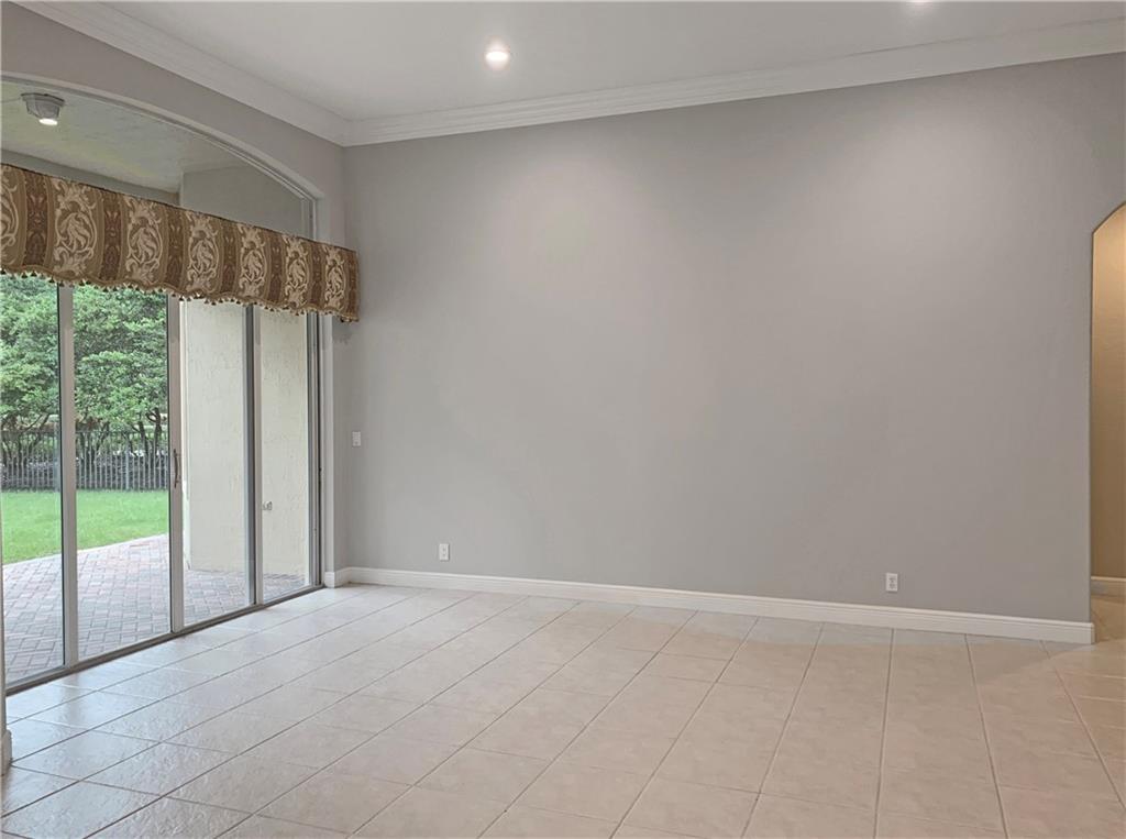 HERON BAY - Residential Lease