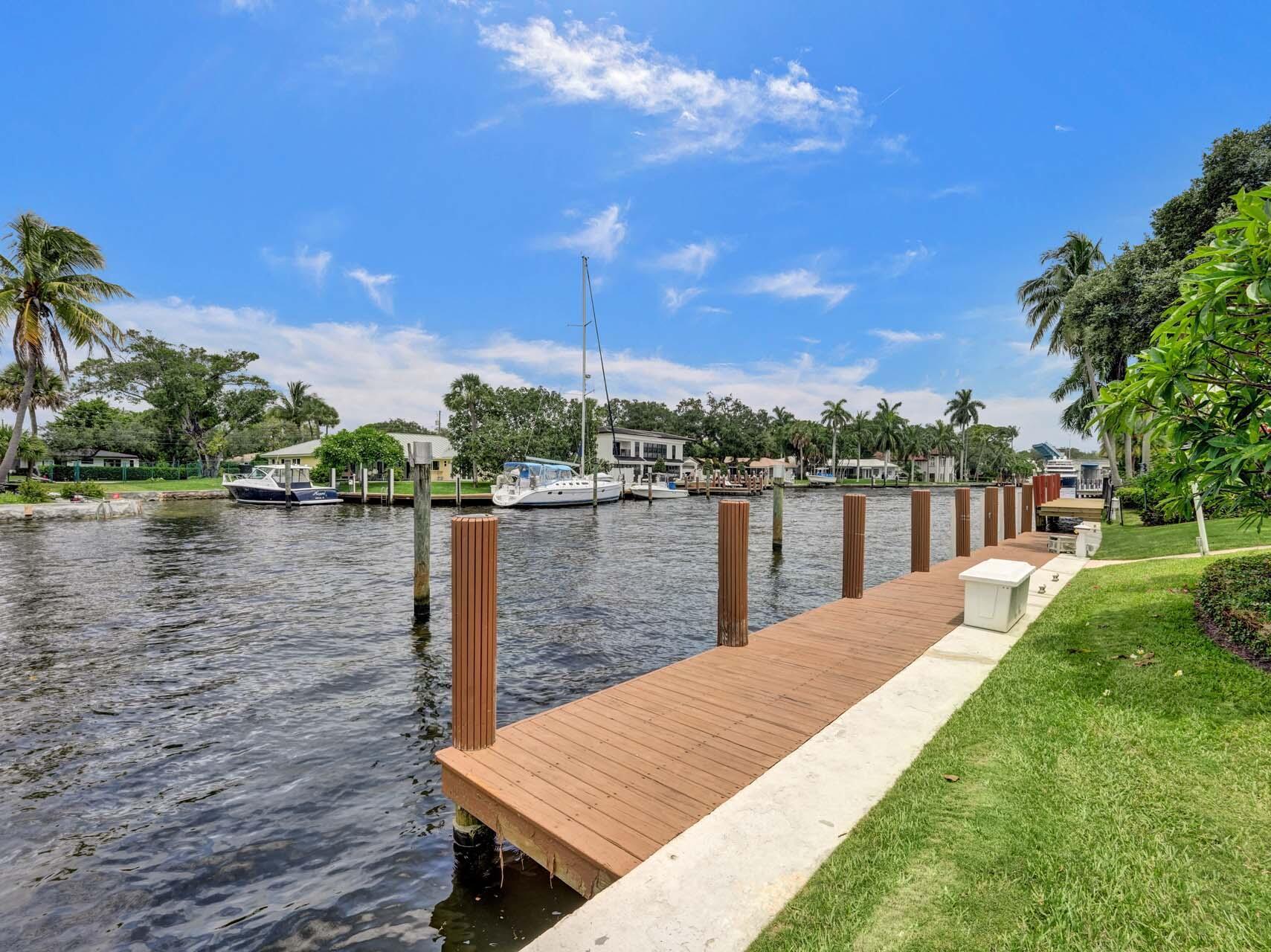 SOUTH NEW RIVER ISLES SEC - Residential